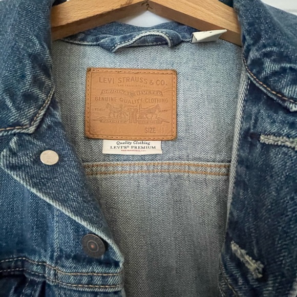 Levi Denim Jacket - Picture 2 of 9